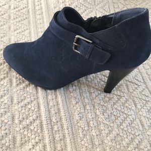 Women’s shoes
